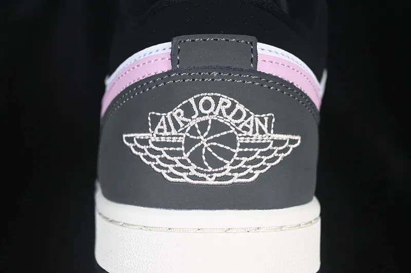 All categories Air Jordan Jordan series basketball shoes Air Jordan 1 Low G version pure original Air Jordan 1 Low AJ1 Joe 1 black gray purple low-top retro culture basketball shoes II3788-003